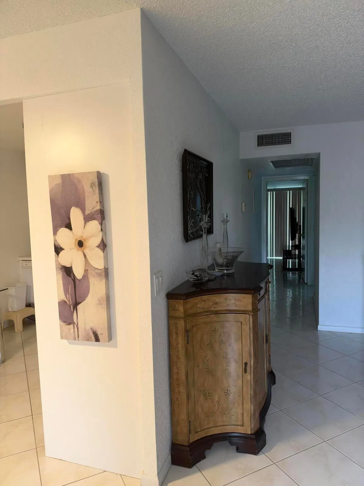 Residence photo 4