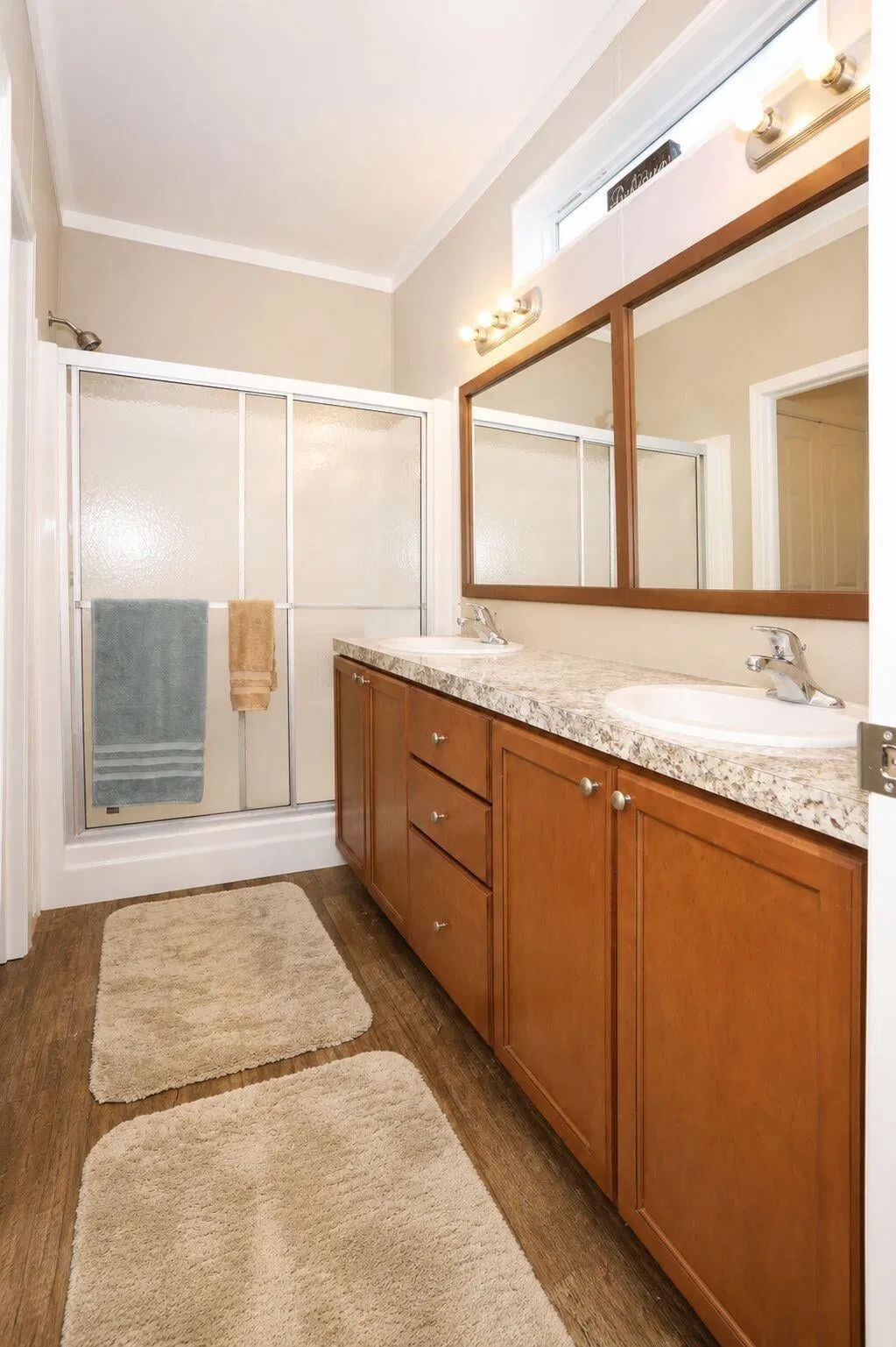 Residence photo 16