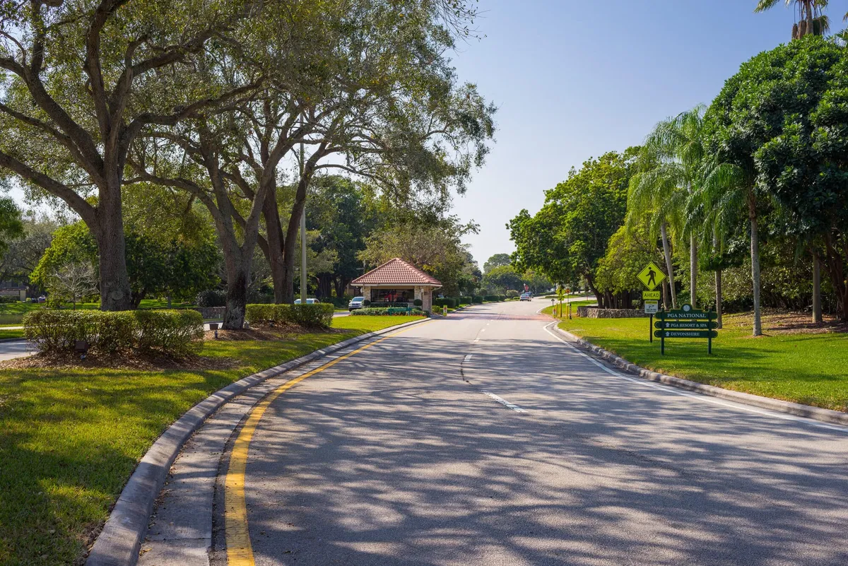 PGA National Palm Beach Gardens Unit 4 photo 25