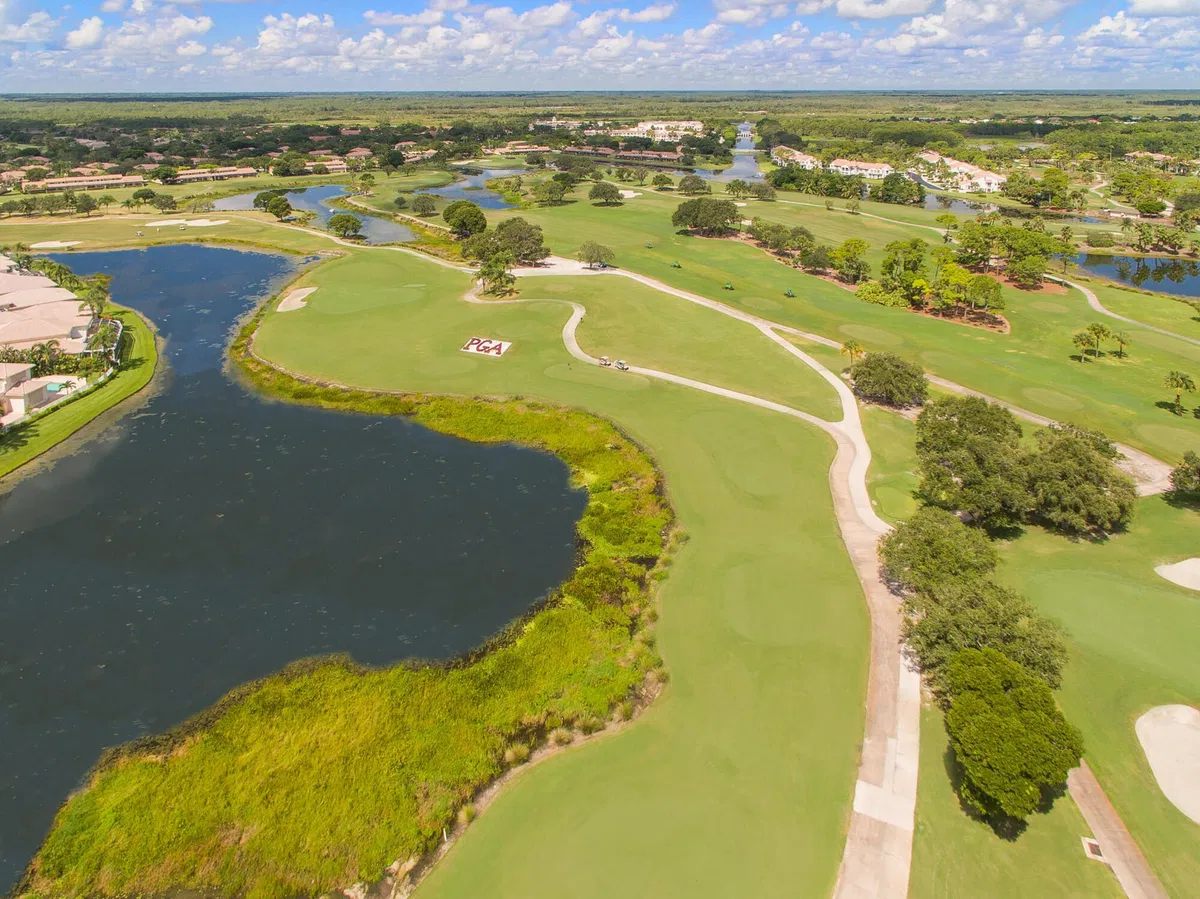 PGA National Palm Beach Gardens Unit 4 photo 43
