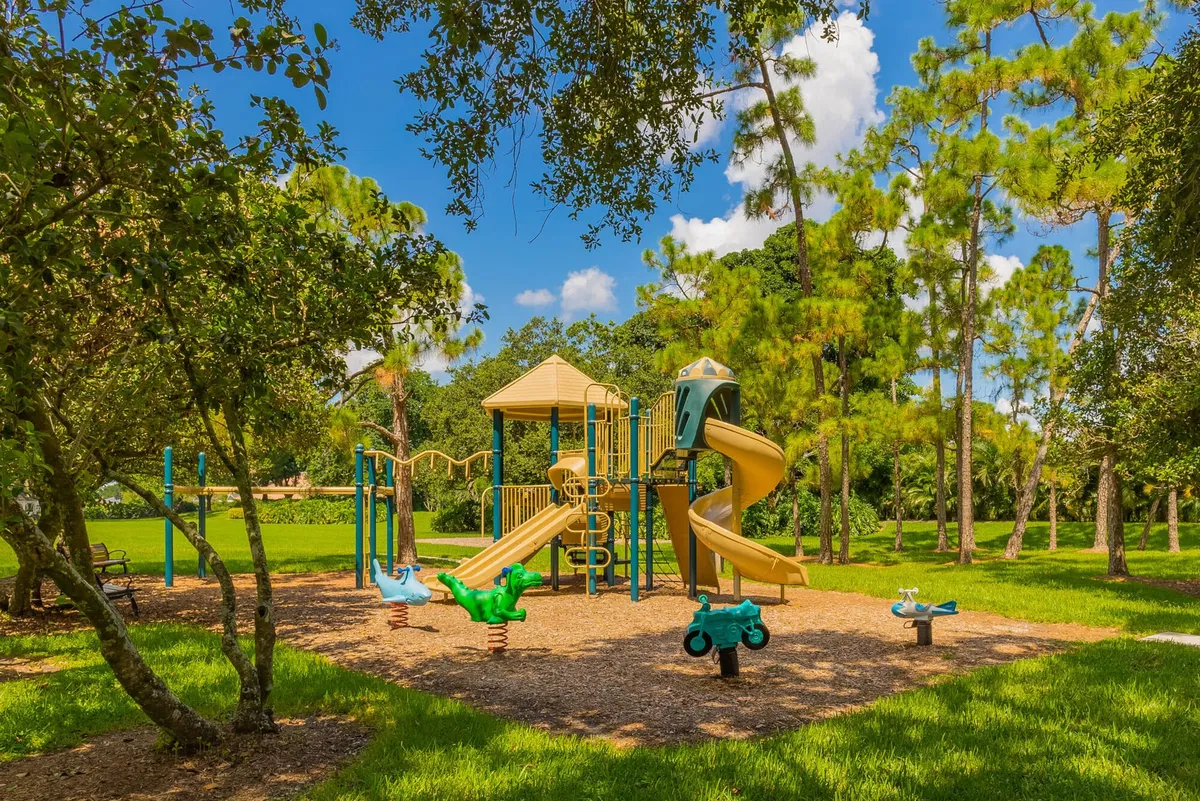 PGA National Palm Beach Gardens Unit 4 photo 52