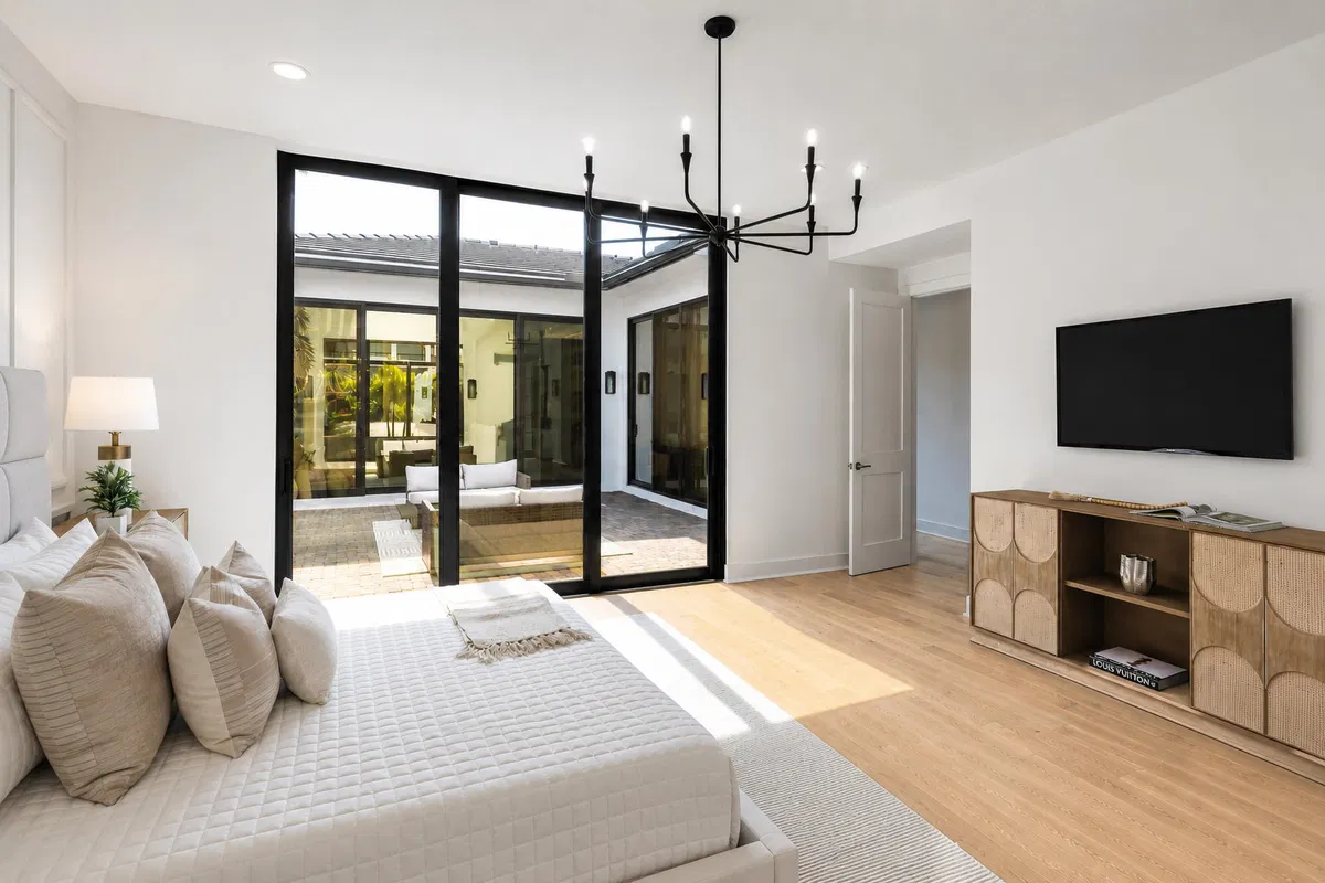 Residence photo 22