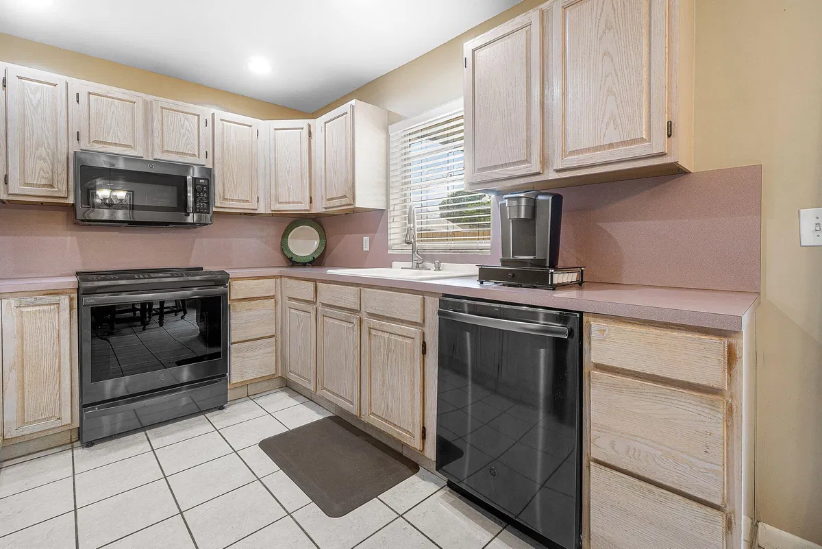 Residence photo 10