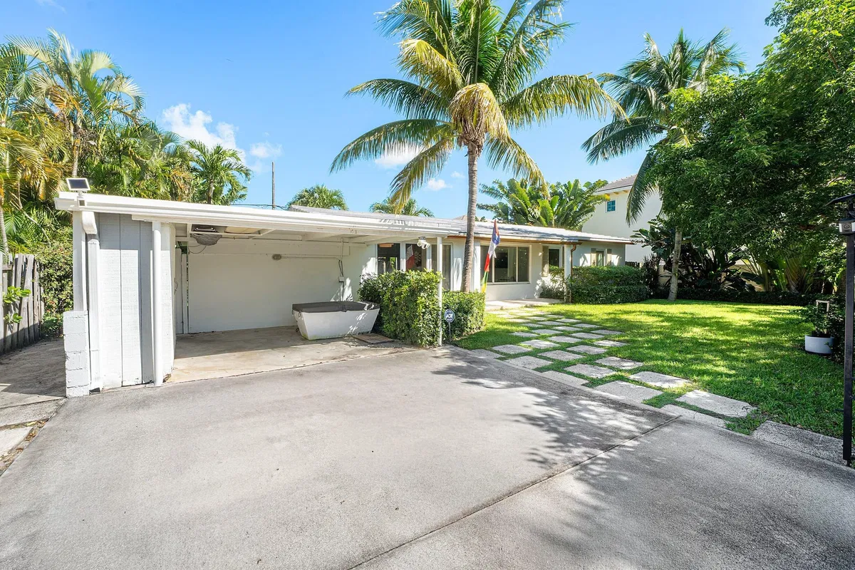  Residence photo 25