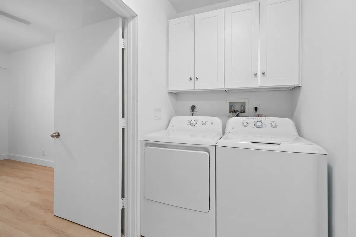 Residence photo 16