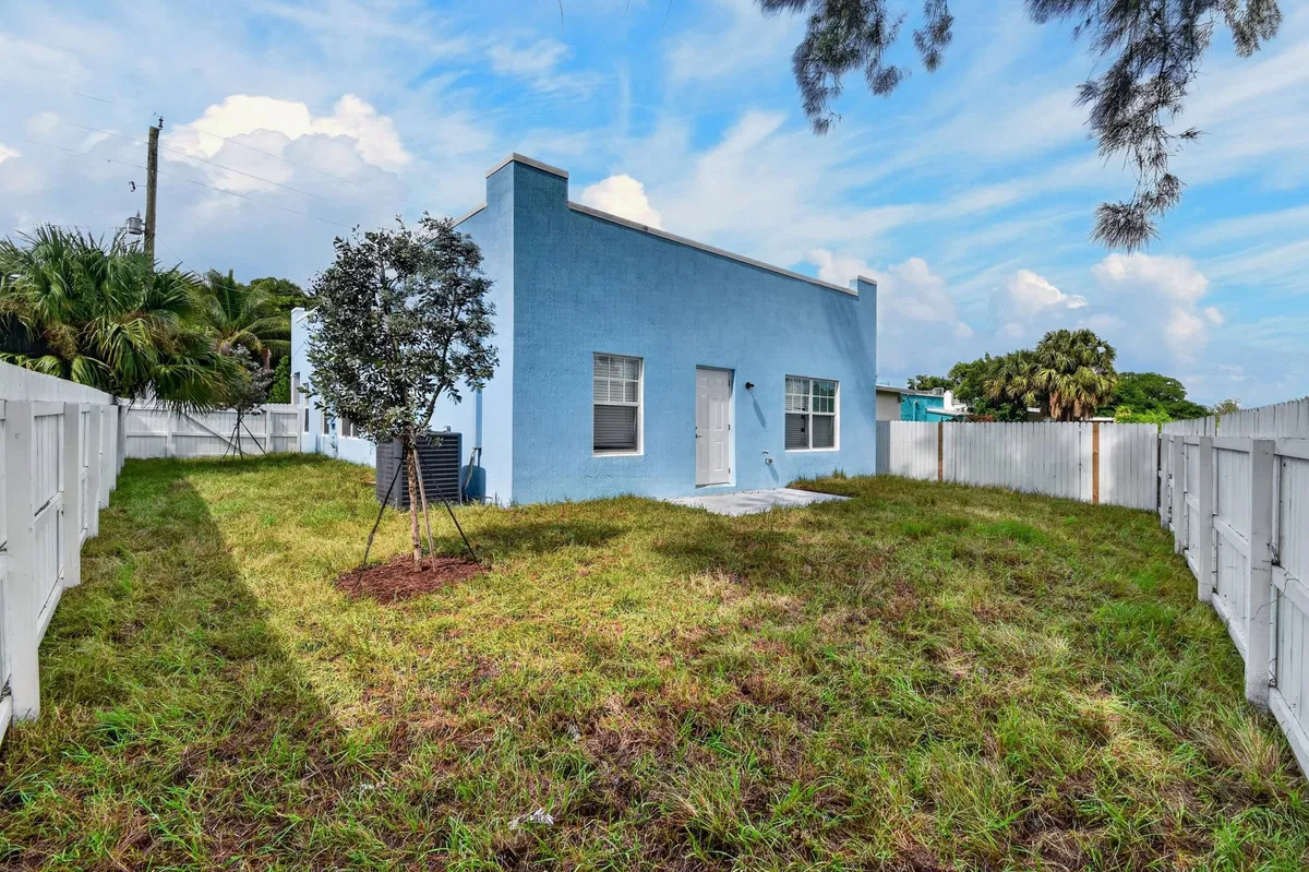 West Palm Beach Residence photo 40