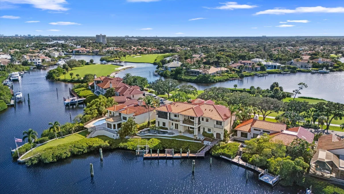 Jonathan's Landing Jupiter FL Residence