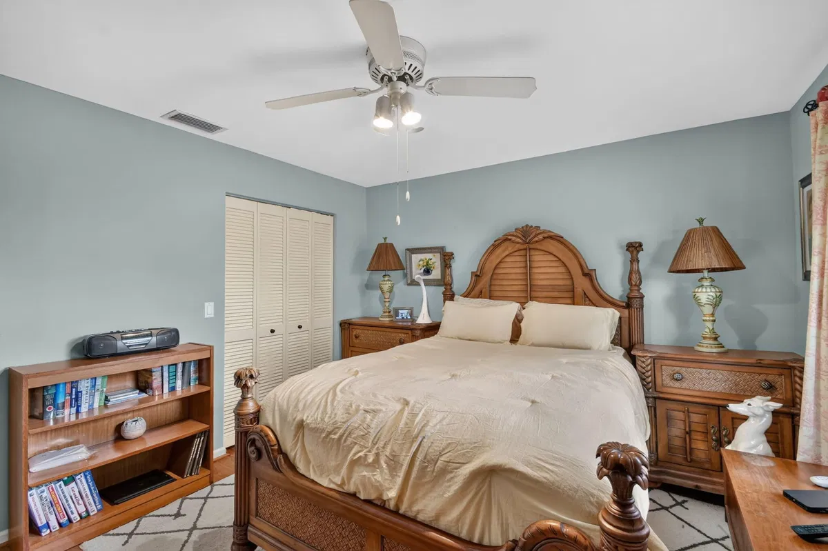 Residence photo 37