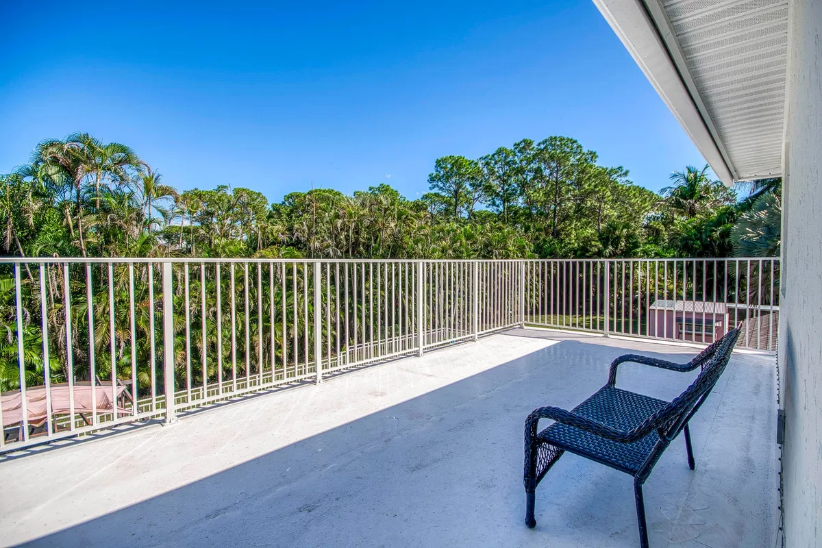Residence photo 31
