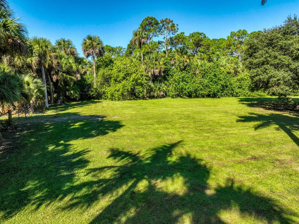 Residence photo 40