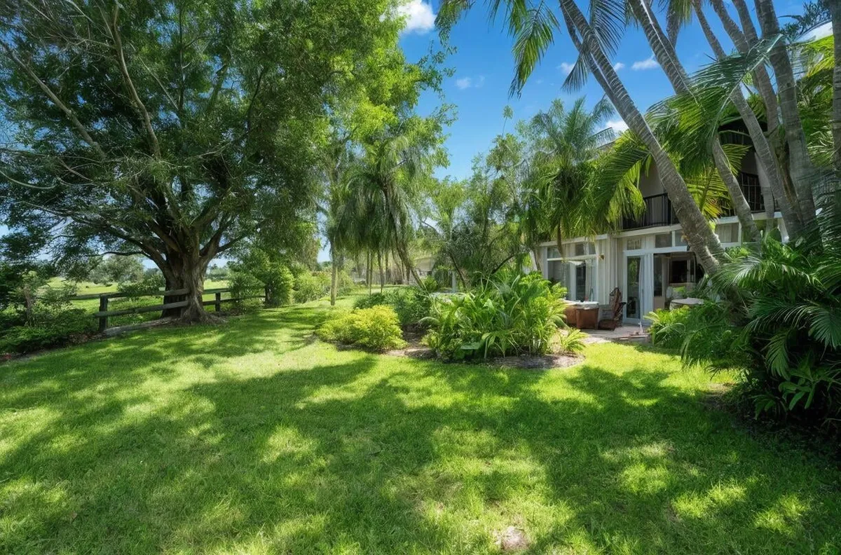 Unit E103 photo 46