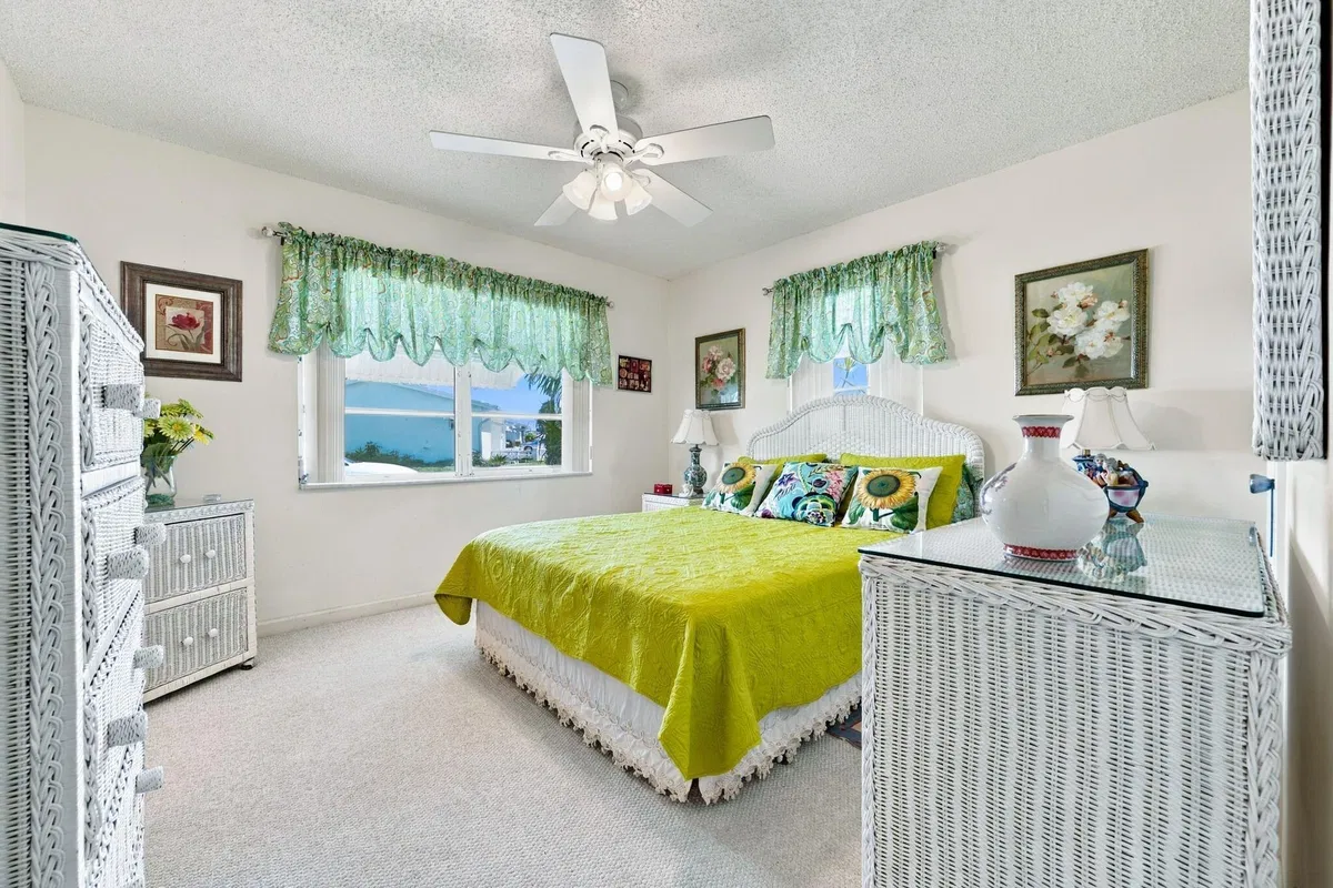  Residence photo 19