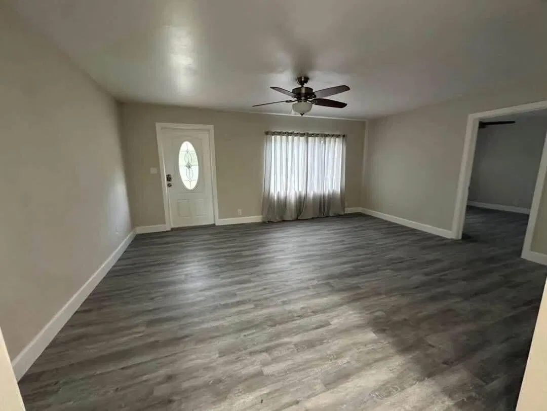Residence photo 4
