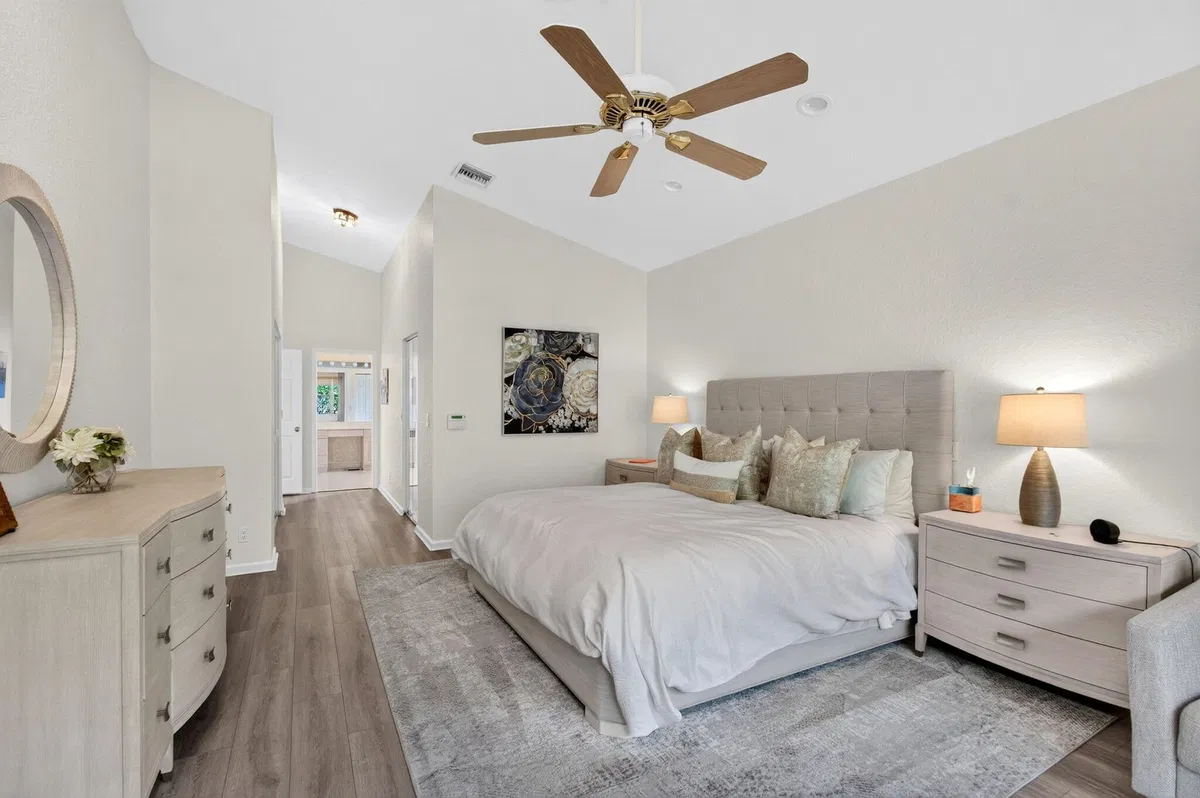 Residence photo 40