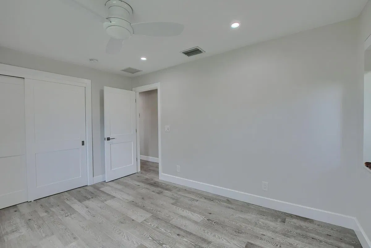 Residence photo 16