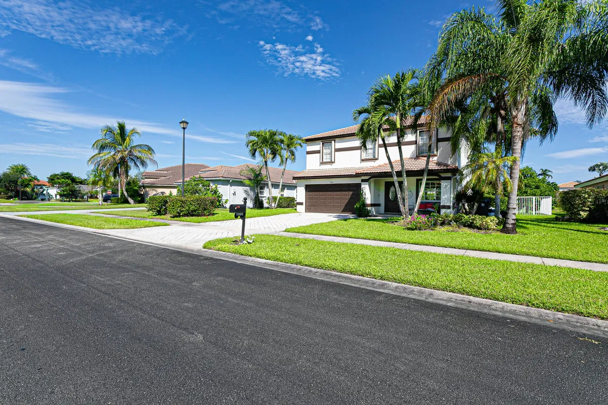 Residence photo 4