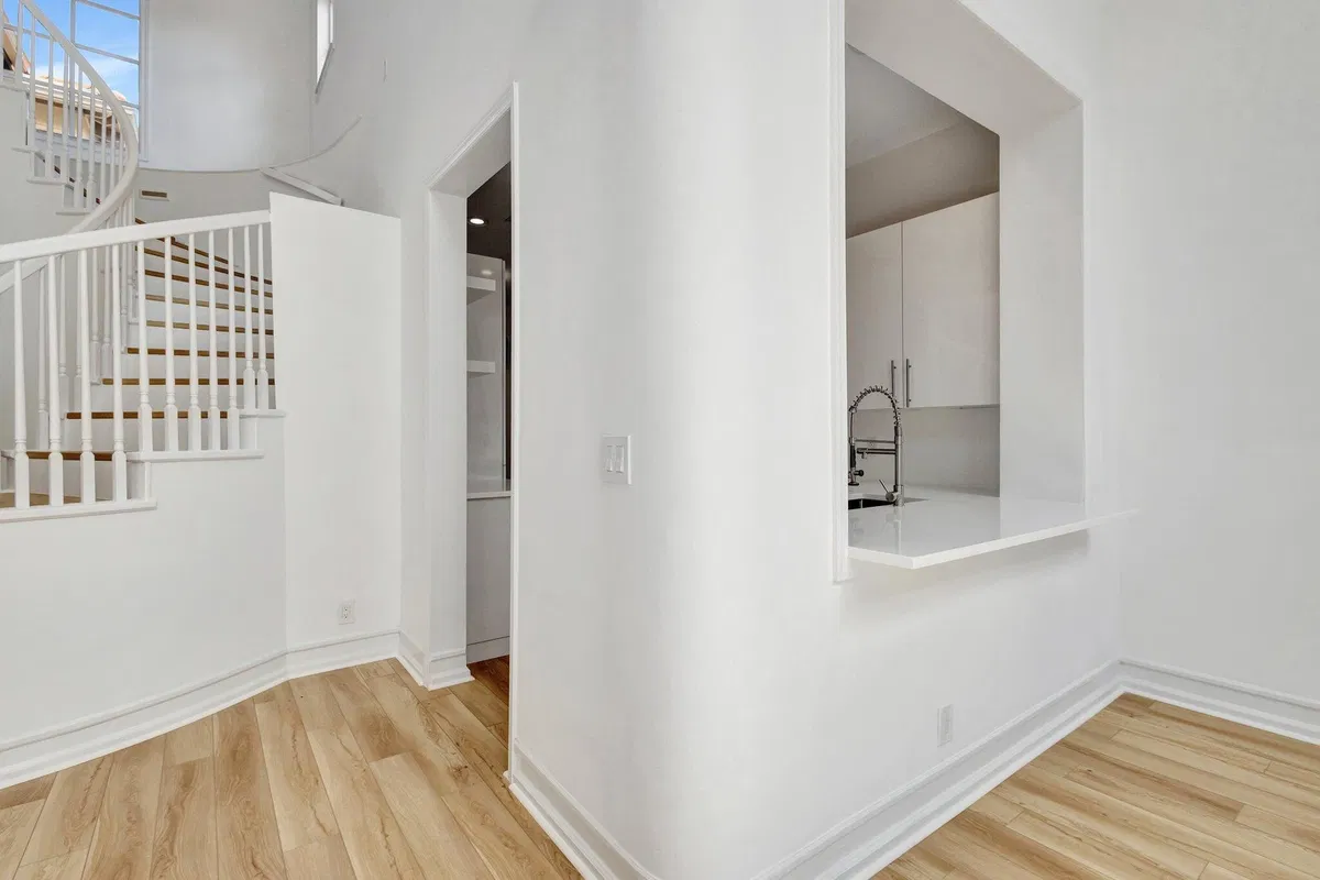 Residence photo 10