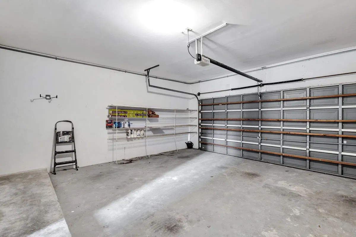 Residence photo 46