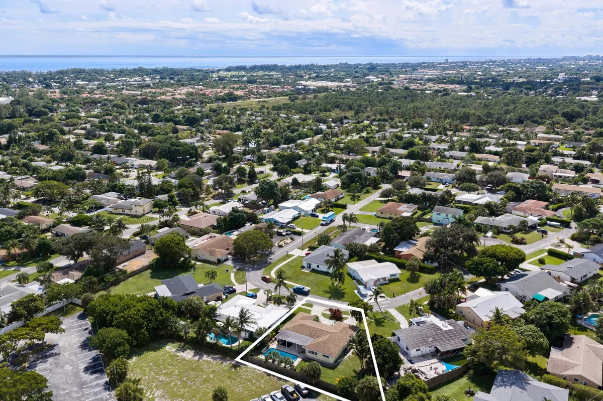 Residence photo 13