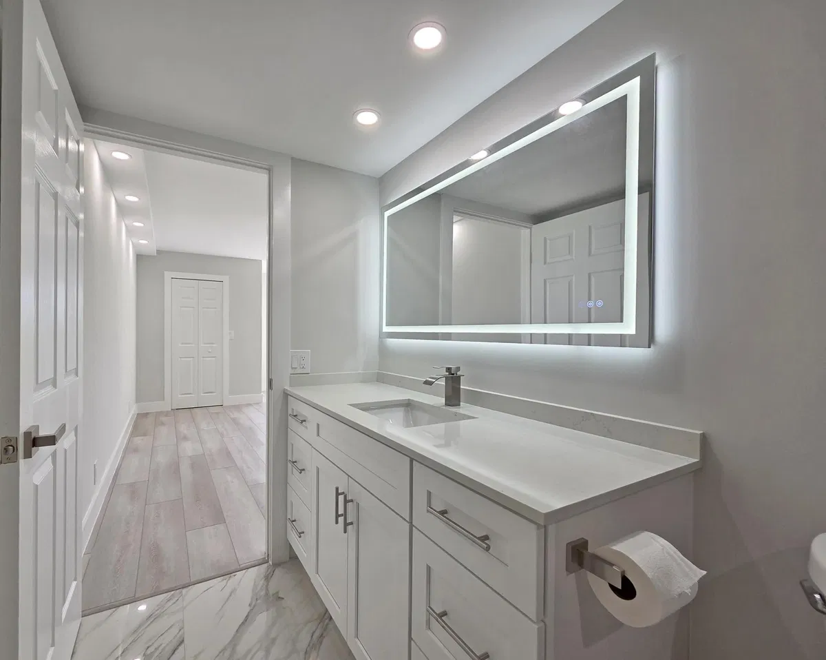 Unit Apt 203 photo 16