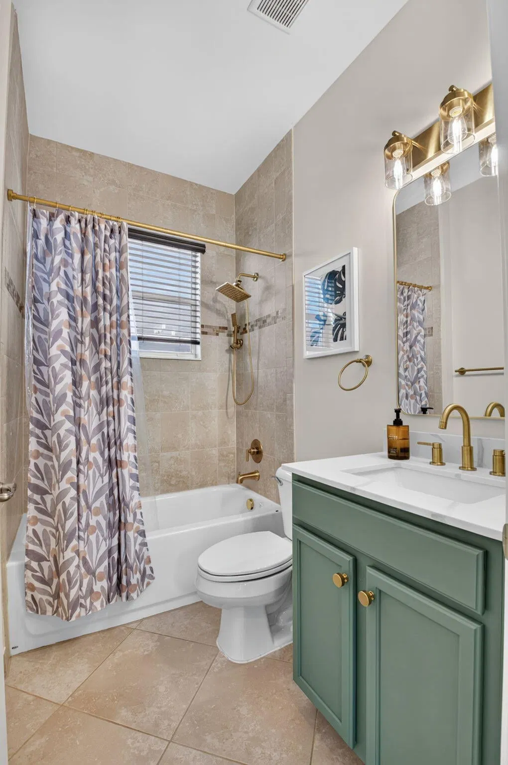 Residence photo 28