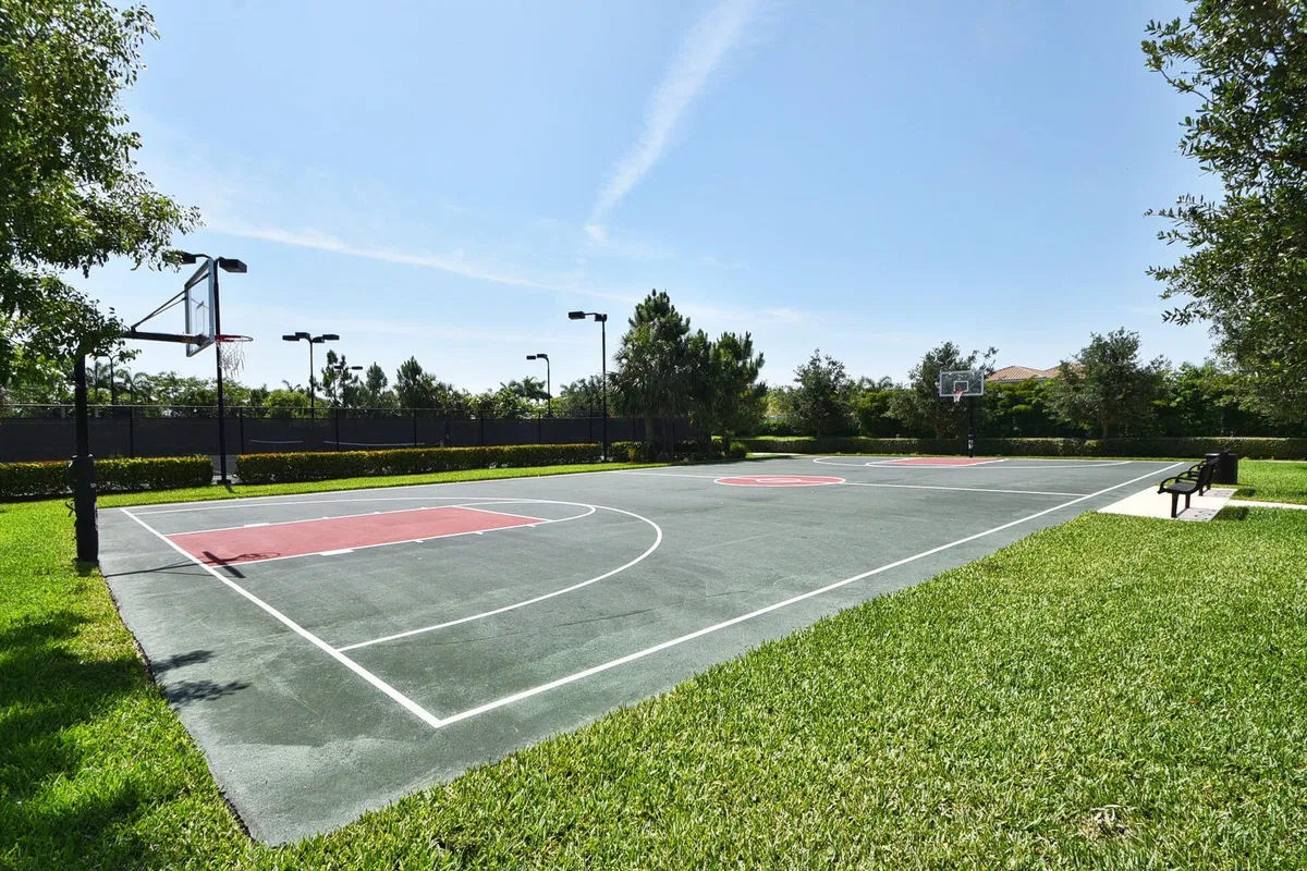 Residence photo 85