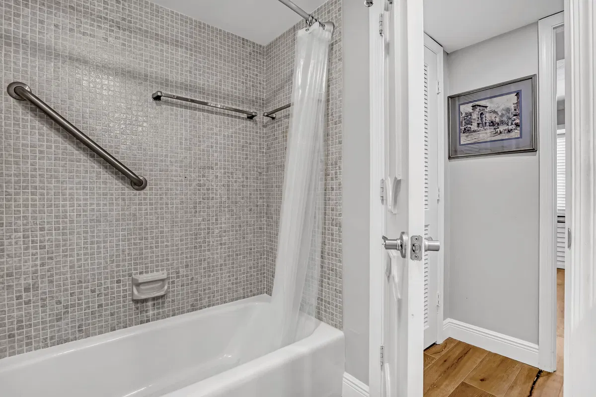 Singer Island Unit 372 photo 19