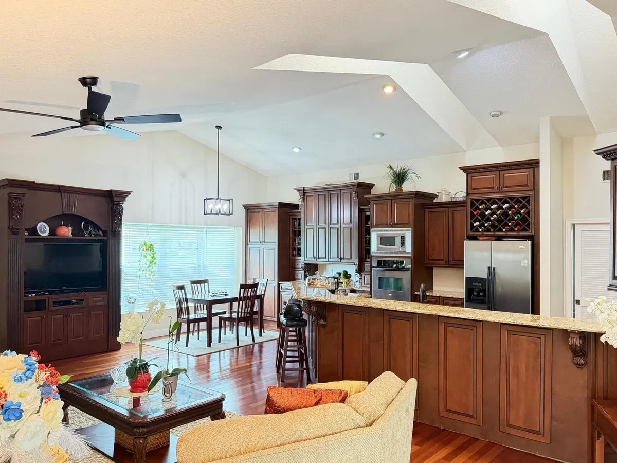 Residence photo 13