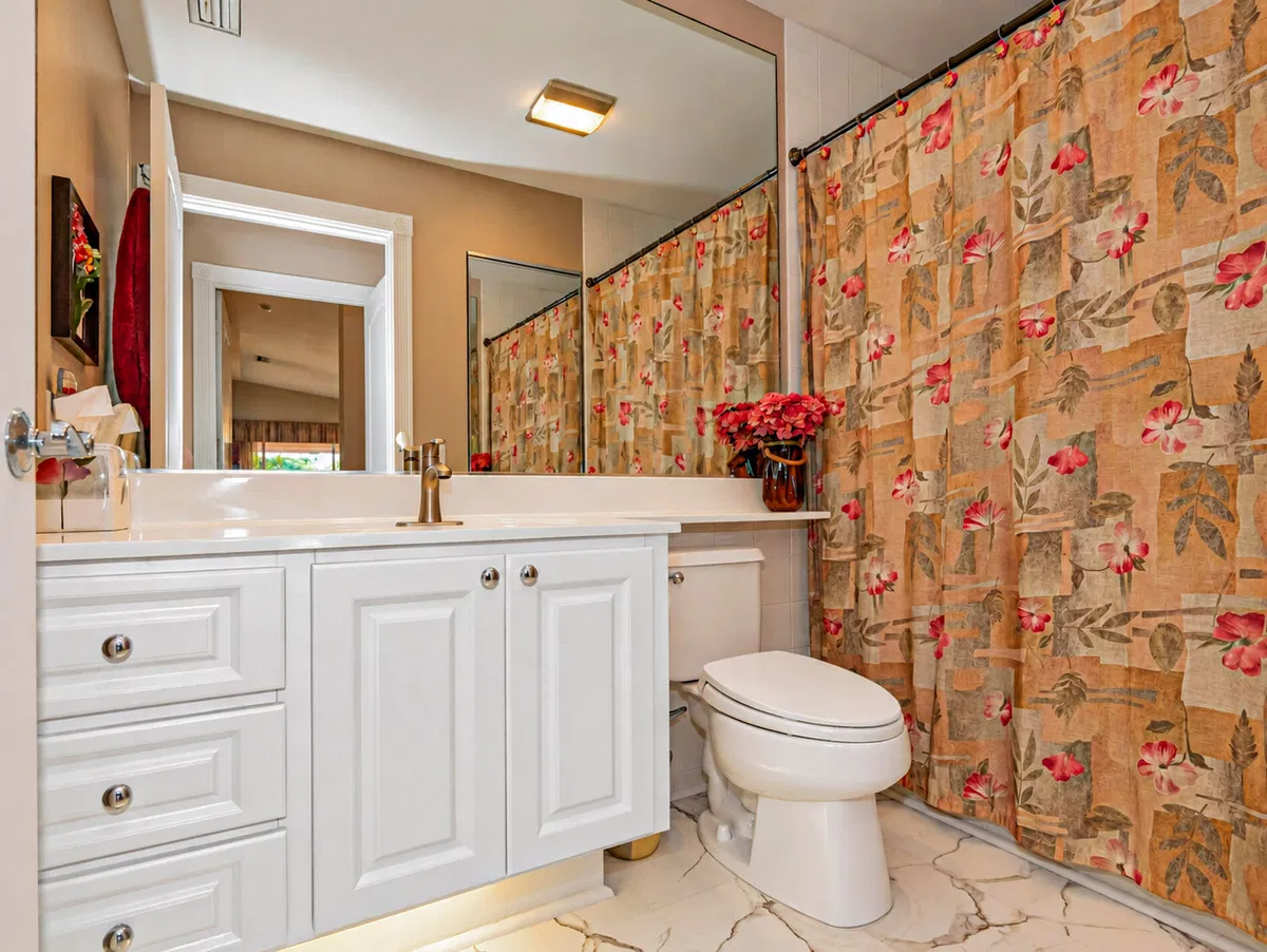 Residence photo 25