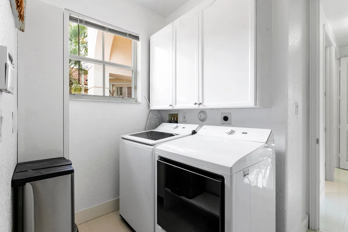 Residence photo 28
