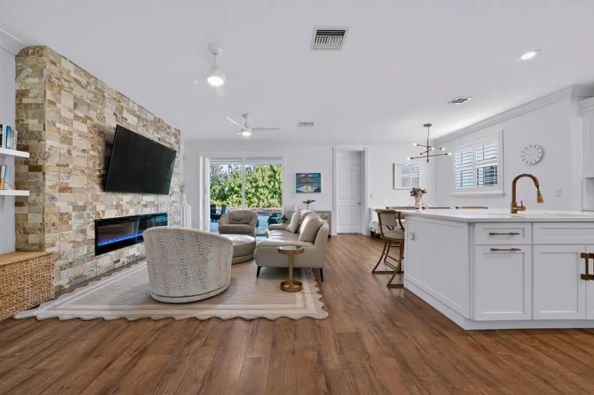 Mallory Creek Abacoa Residence photo 13