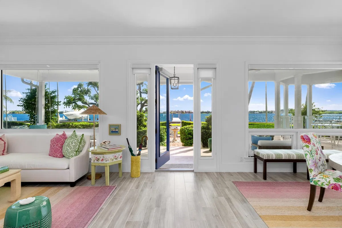 SoSo West Palm Beach Residence photo 7