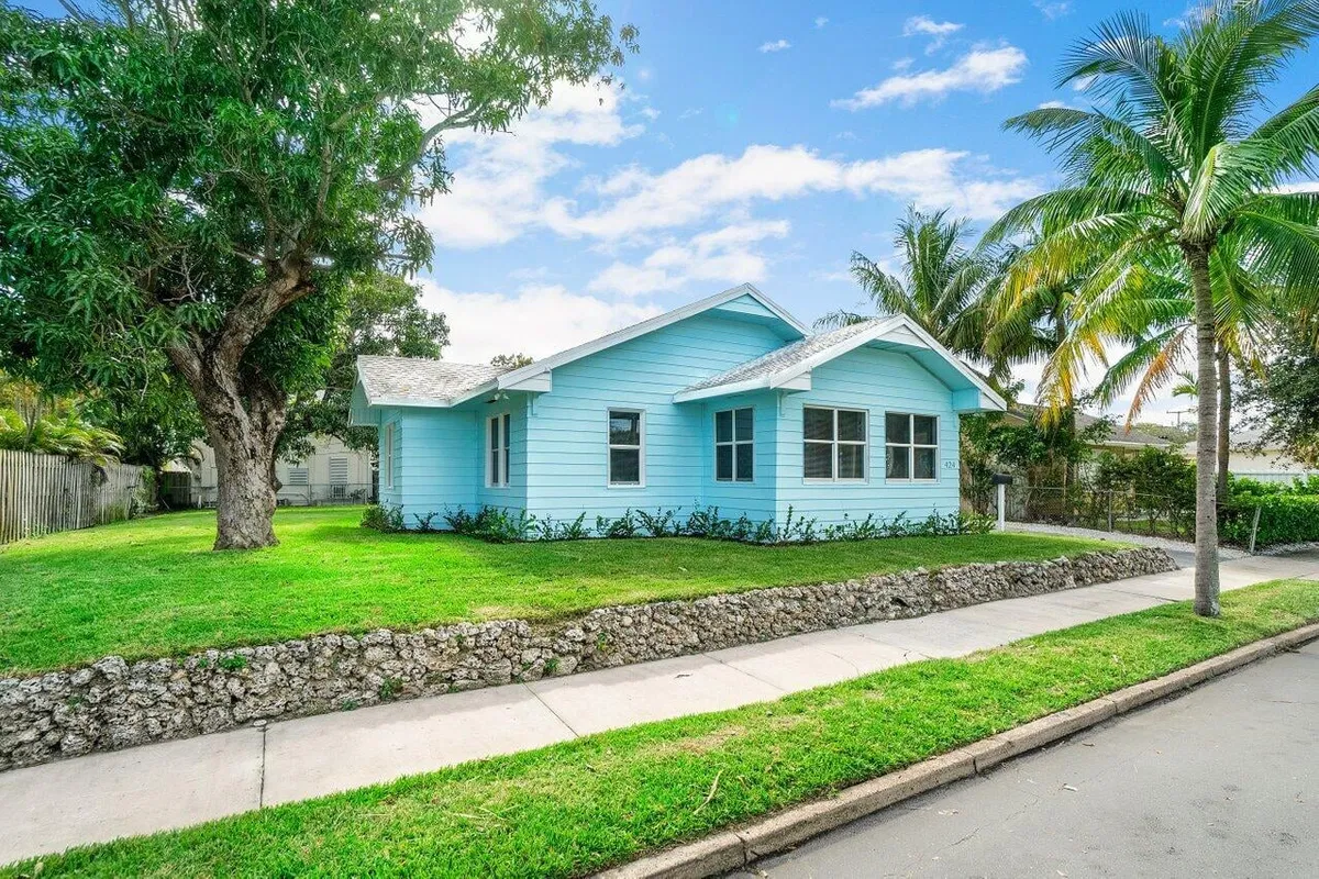 West Palm Beach Residence