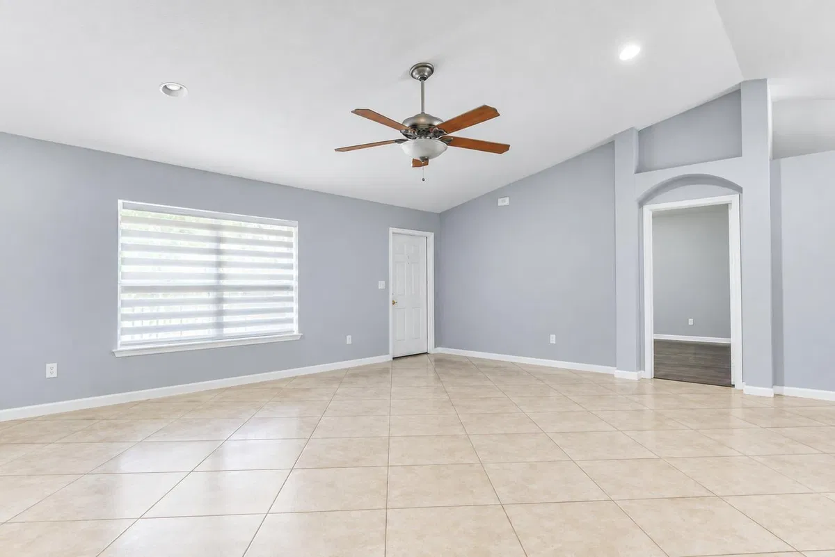 Residence photo 4