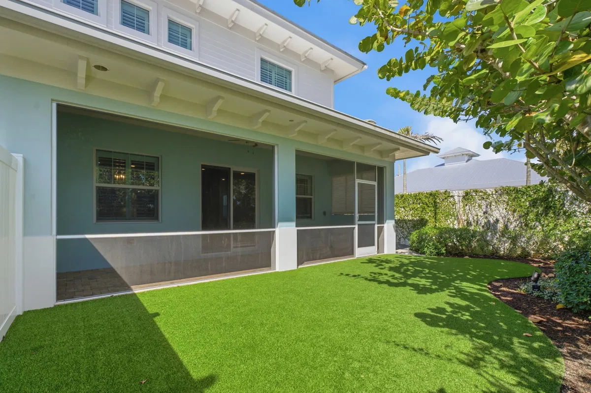 Residence photo 4