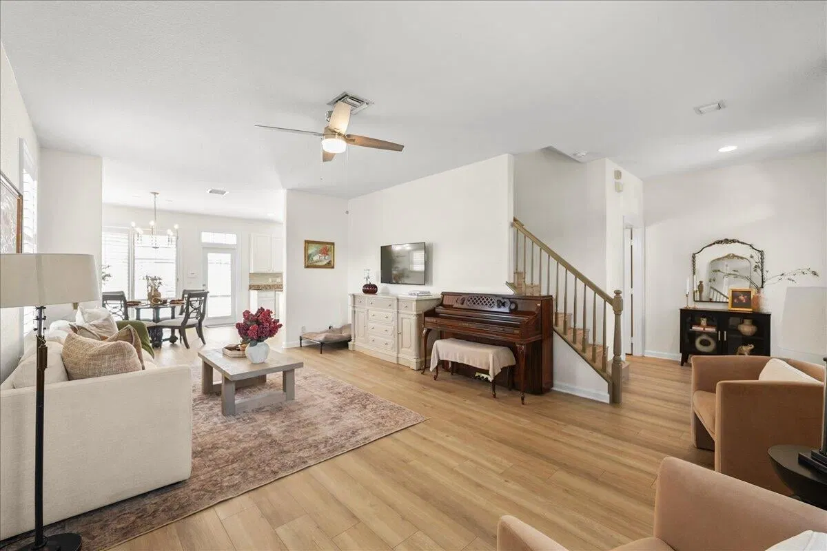 Residence photo 10