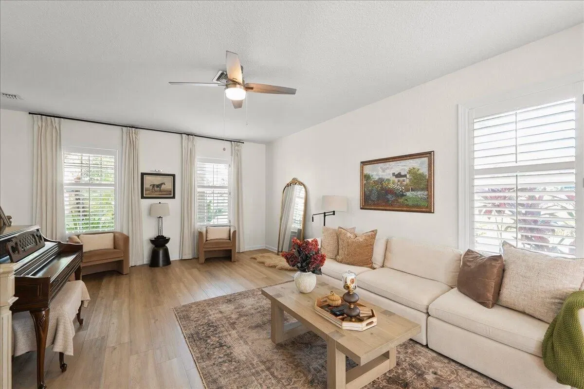 Residence photo 13