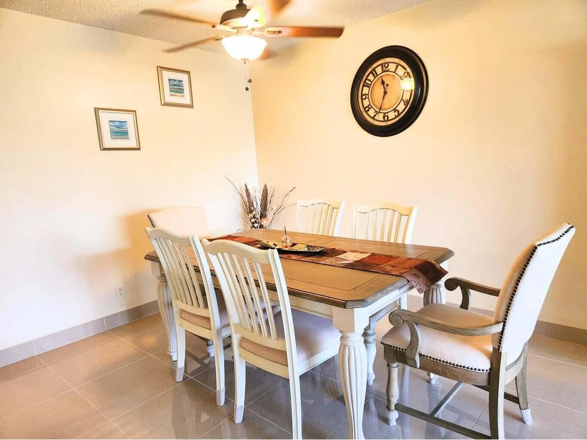 Unit 202 photo 10