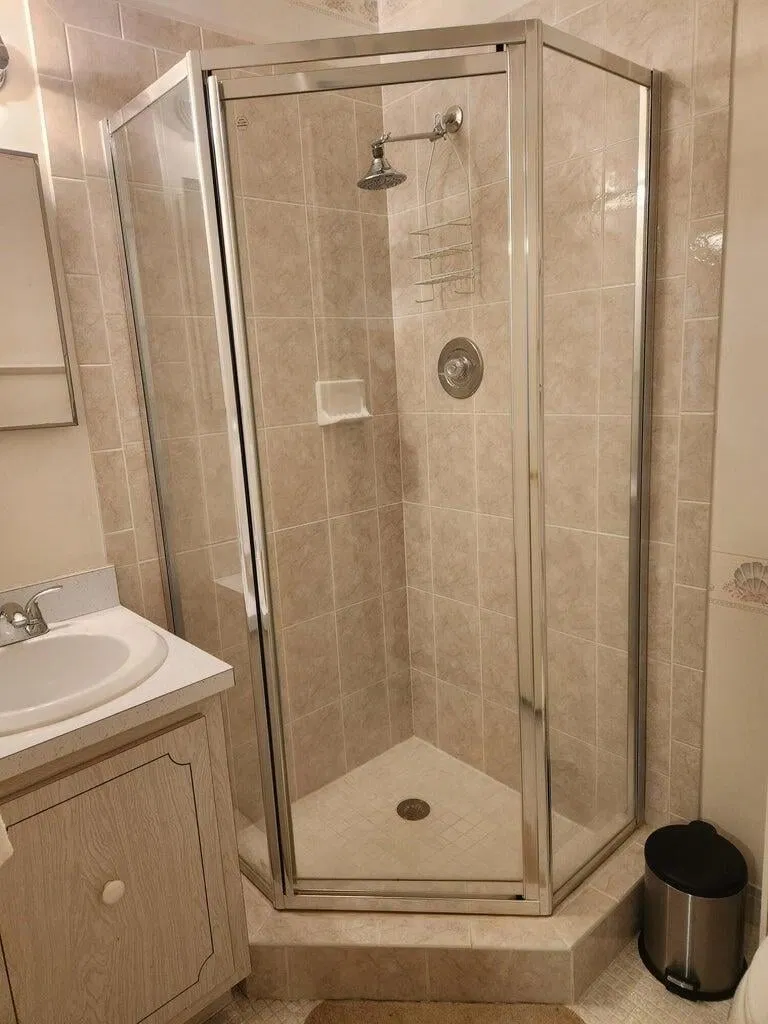 Unit 202 photo 22