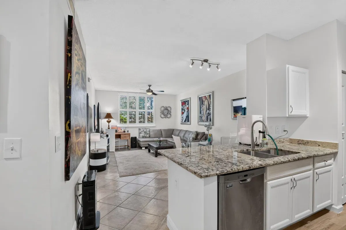 Courtyards in Cityplace Unit 101