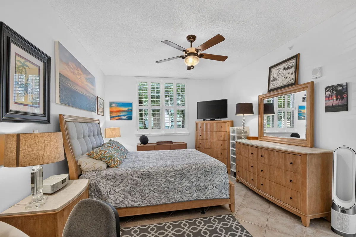 Courtyards in Cityplace Unit 101 photo 16
