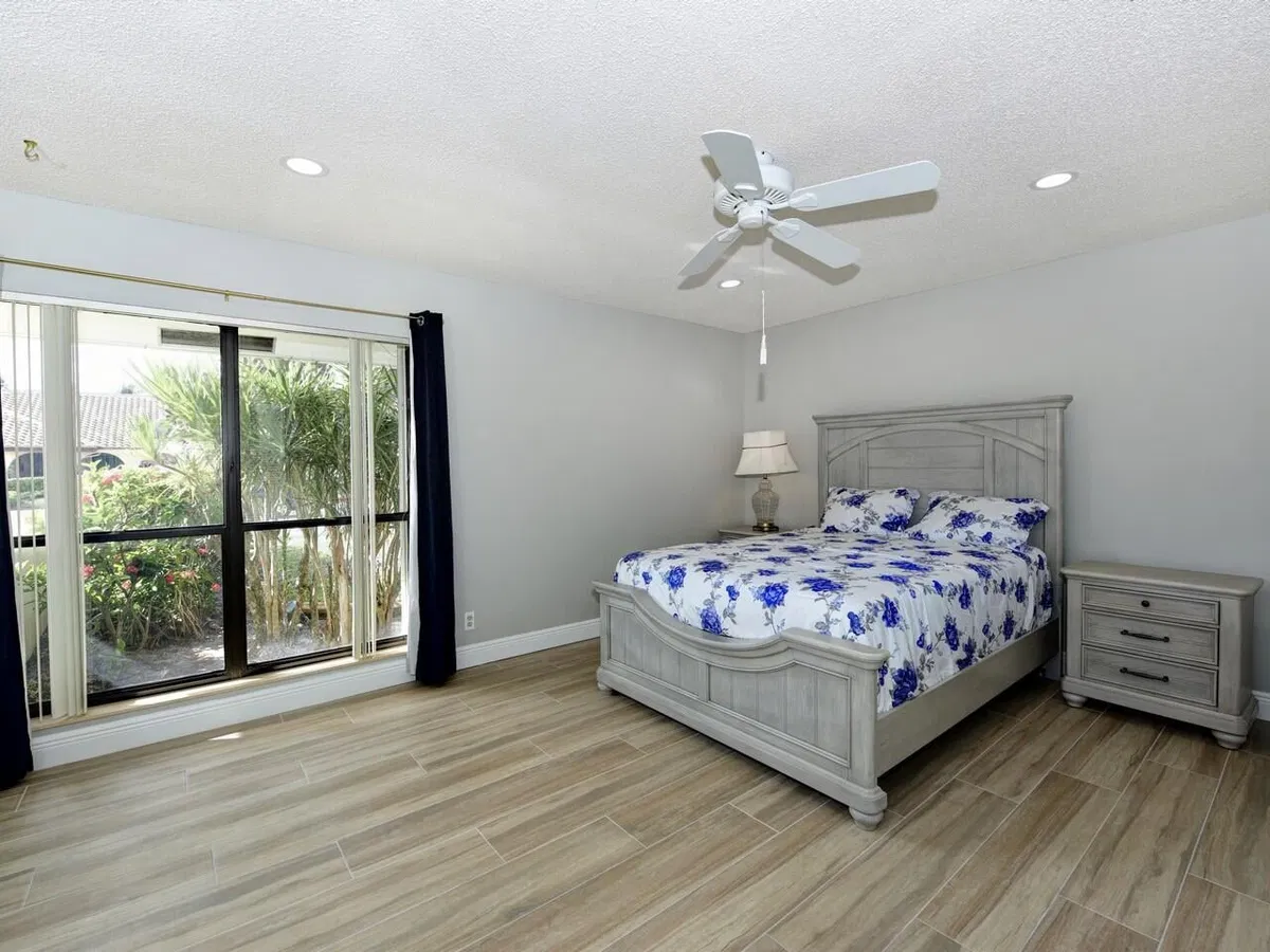 Residence photo 19