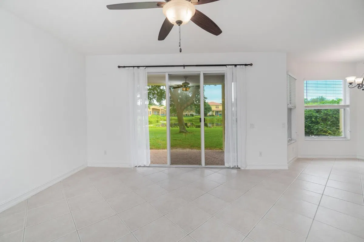  Residence photo 13