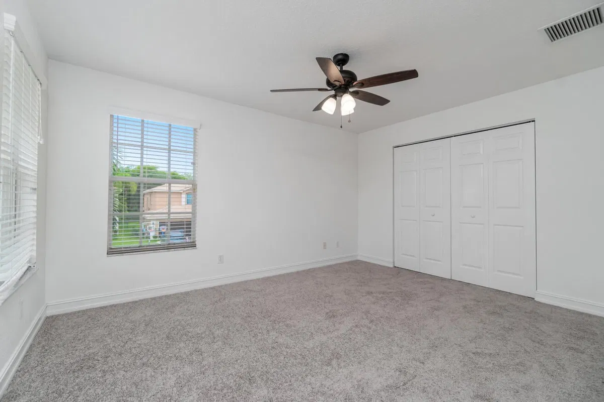  Residence photo 37