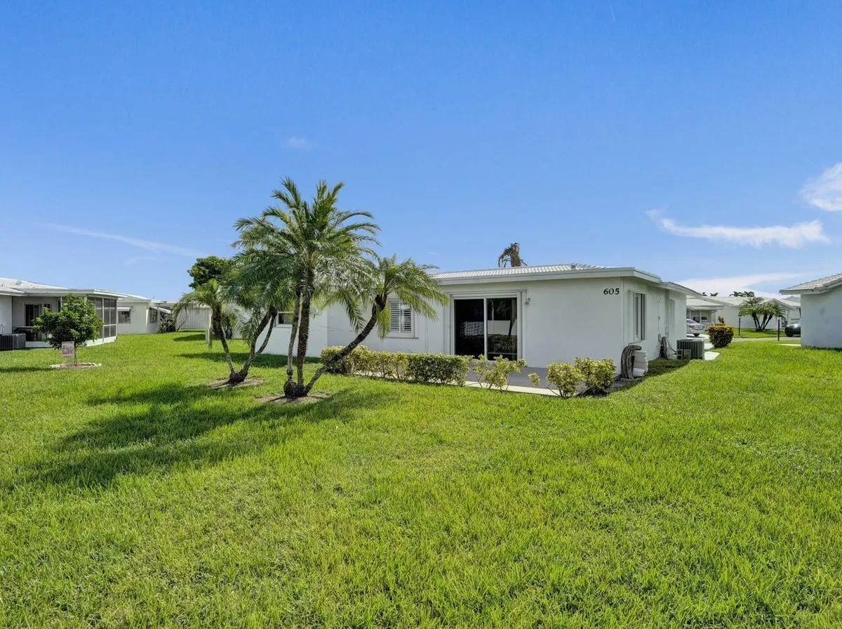 Residence photo 19