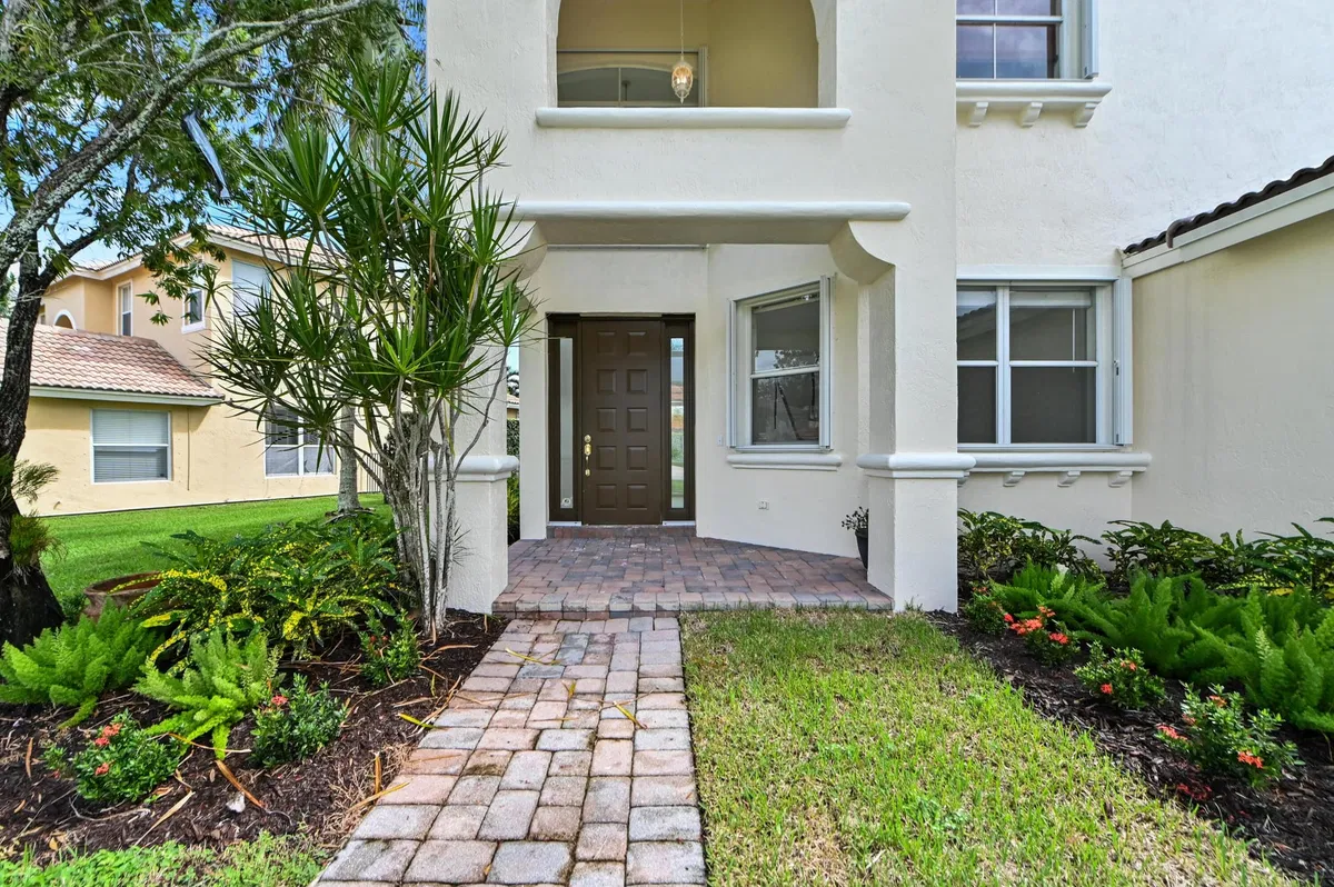  Residence photo 10