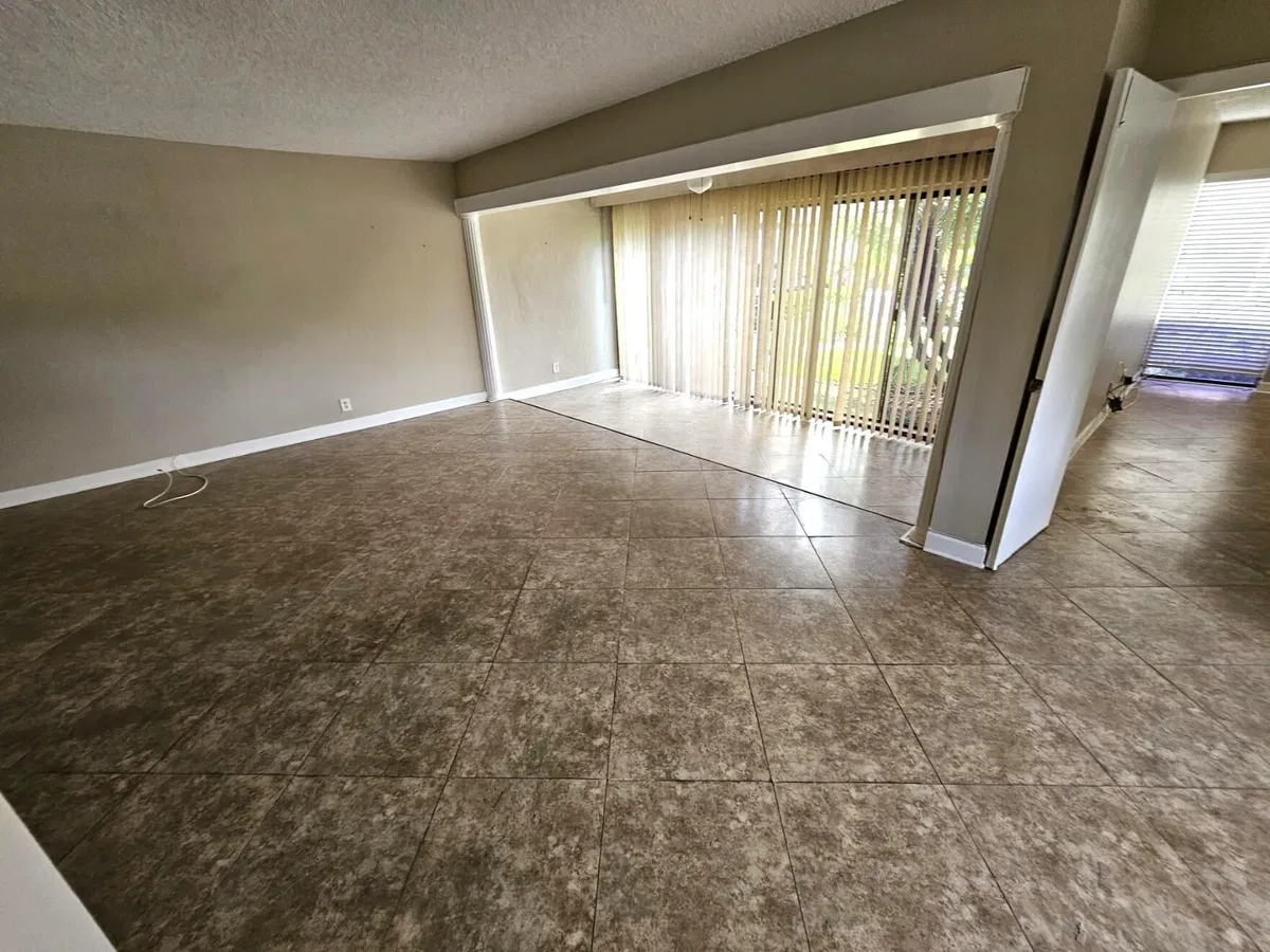  Unit 116 photo 7