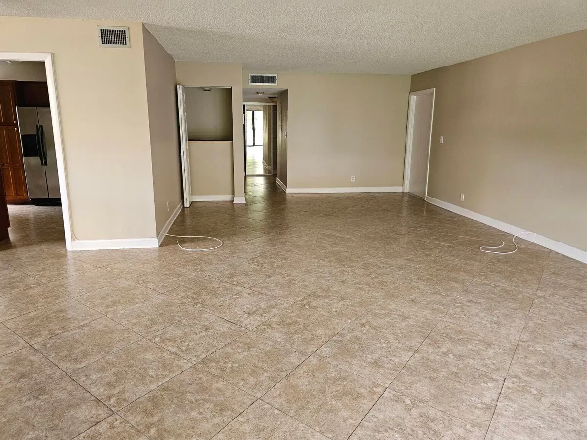  Unit 116 photo 10