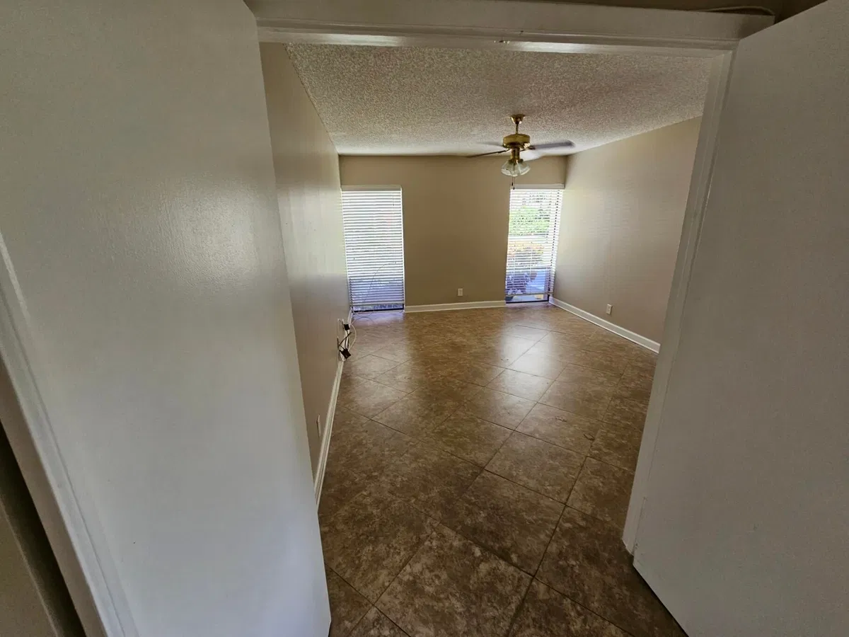  Unit 116 photo 16