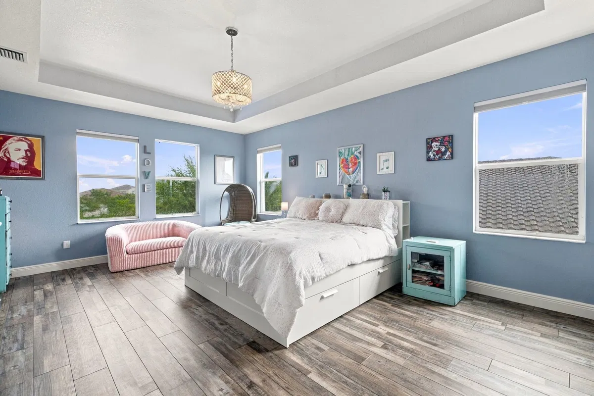 Residence photo 25